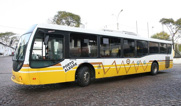Empresas de ônibus querem passagem a R$ 3,30