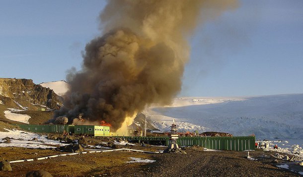 Sargento é denunciado por incêndio na Estação Antártica