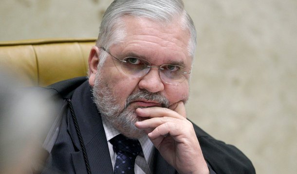 Gurgel perde no STF e terá que abrir gastos da PGR