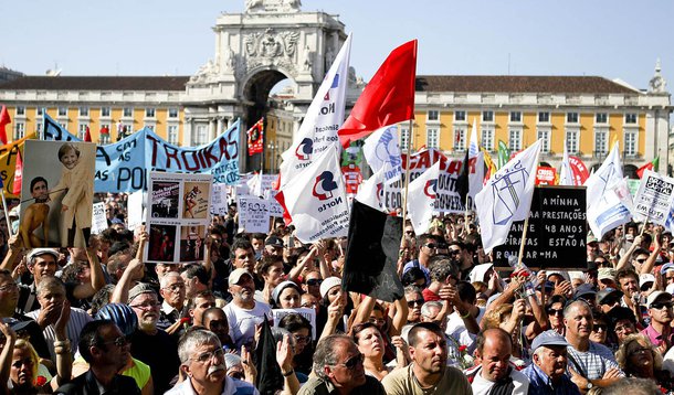 Risco de pobreza atinge 17,9% dos portugueses