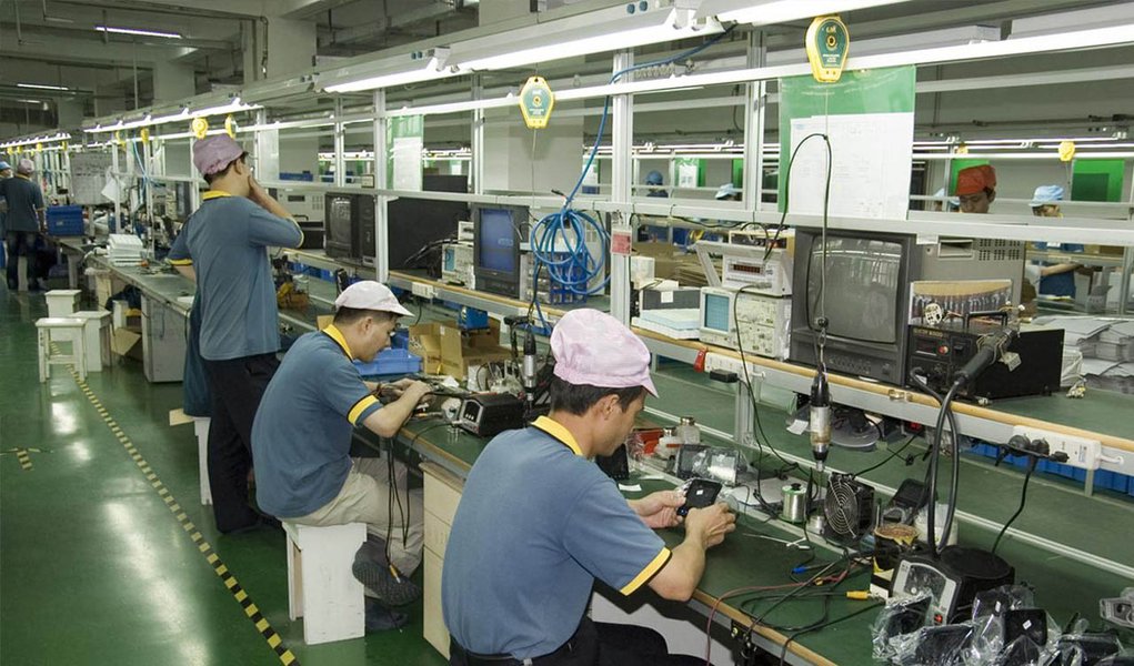 China confirma crescimento do PIB em 7,5%