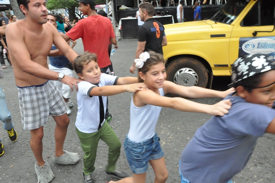 Carnaval família ganha as ruas de Caldas Novas
