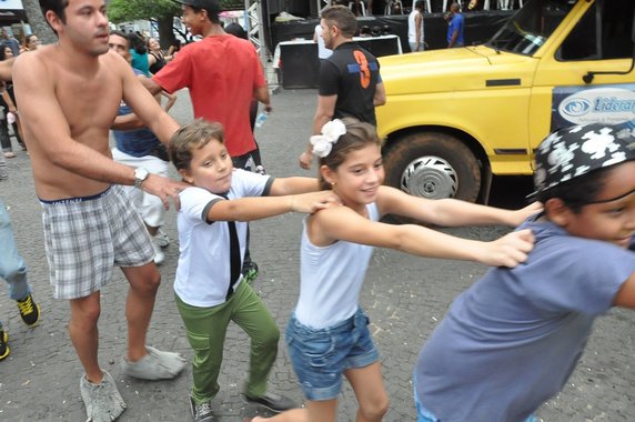 Carnaval família ganha as ruas de Caldas Novas