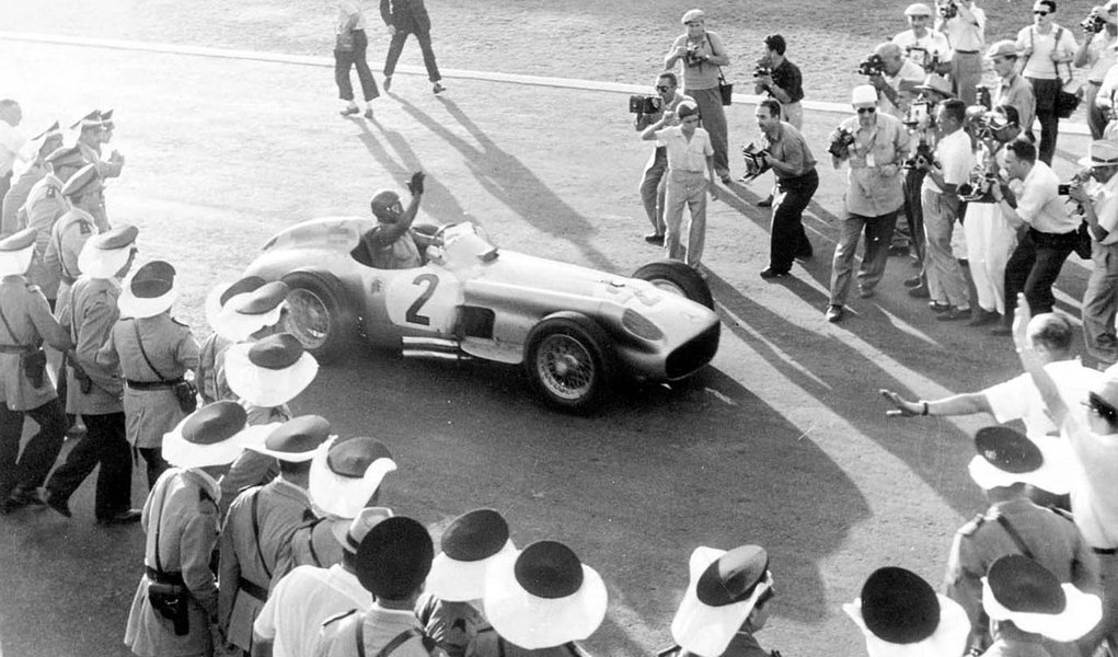 Mercedes de Fangio é leiloada por US$ 29,6 mi