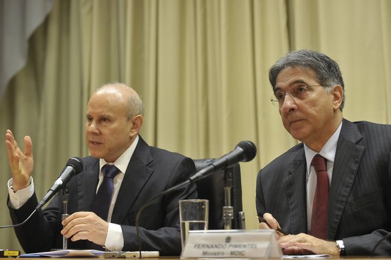 Governo fez do dólar um tabu desnecessário