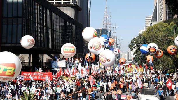 Folha e Globo dão sindicalismo por vencido