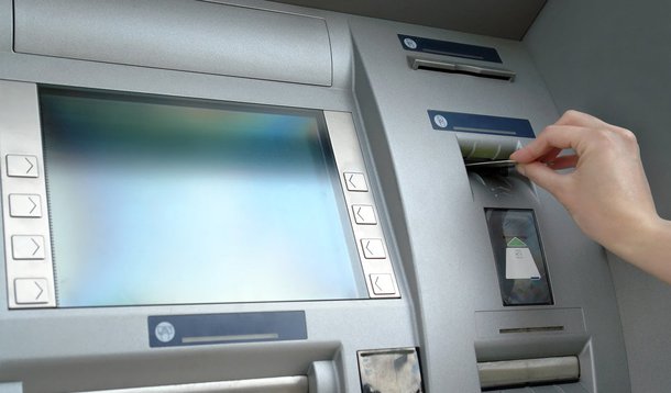 Jovens bancarizados