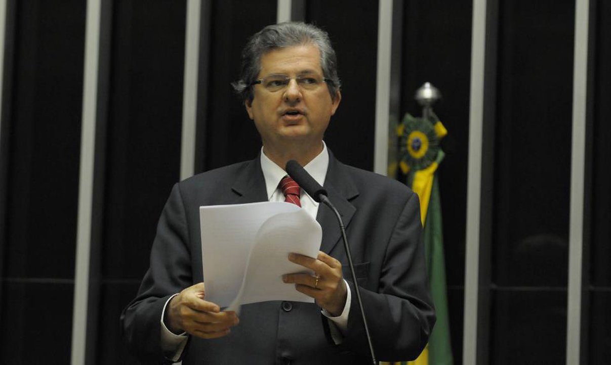 Tucano diz que "a era do lulopetismo acabou"