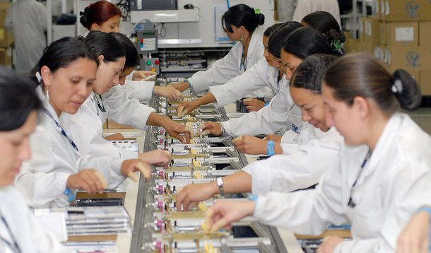 Atividade econômica cai 1,4% em maio