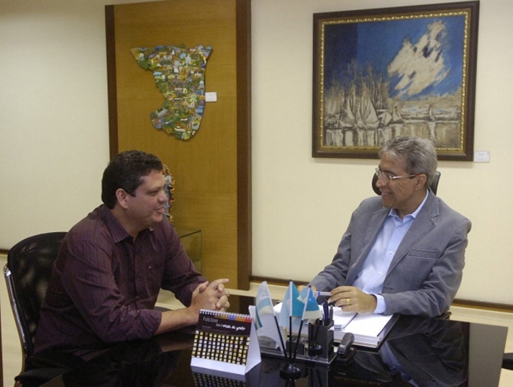 Márcio: "Déda está se recuperando bem, mas não tratamos do retorno dele"