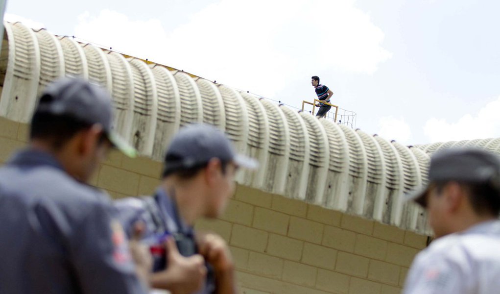 Menores provocam tumulto na Fundação Casa, em São Paulo