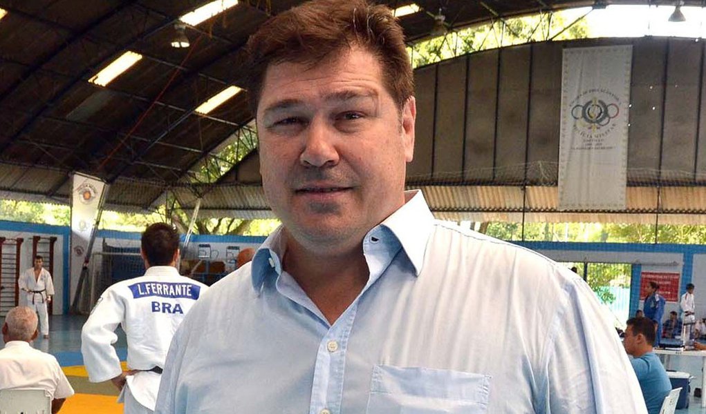 Aurélio Miguel vira 'campeão da corrupção'
