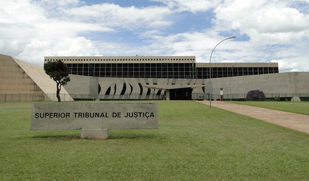 Suspensa obrigatoriedade do processo eletrônico 
