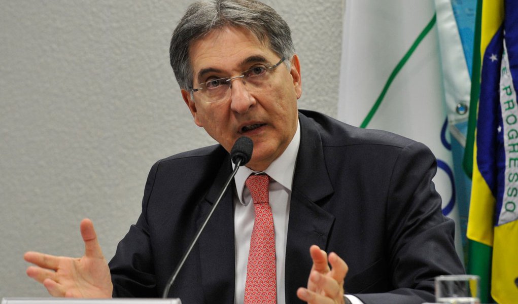 MP investiga contratos da gestão Pimentel em BH