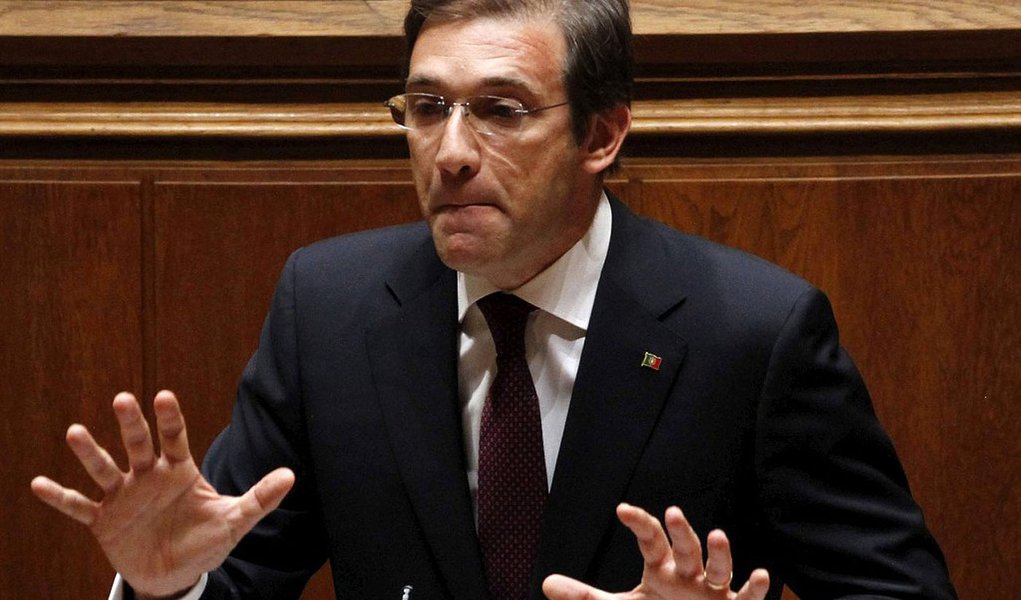 Portugal fecha acordo político para manter governo