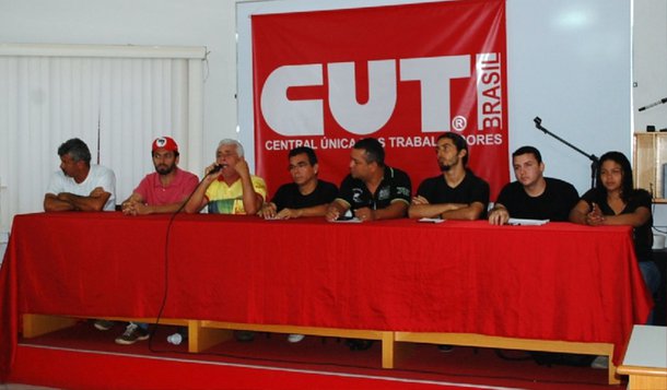 Com pauta extensa, sindicatos e movimentos sociais protestam na 5ª