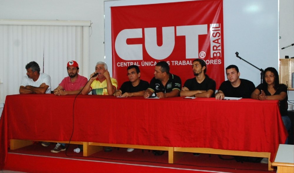 Com pauta extensa, sindicatos e movimentos sociais protestam na 5ª