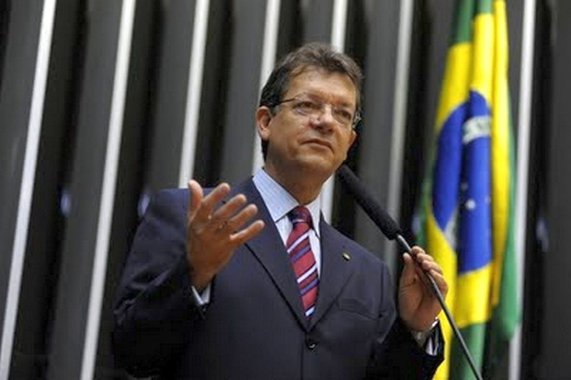 Projeto veta mudança de domicílio eleitoral no ano da eleição