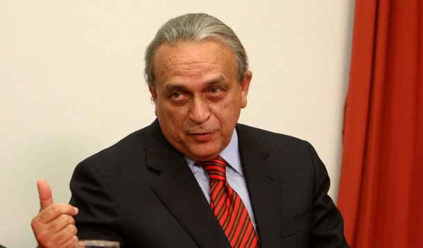 PSDB já fala em Aécio Neves como candidato à Presidência
