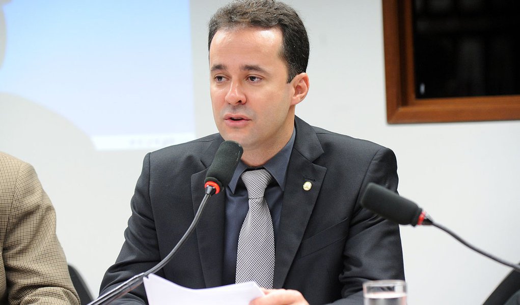 "Evangelicofobia" é raiz da crise sobre a Cura Gay?