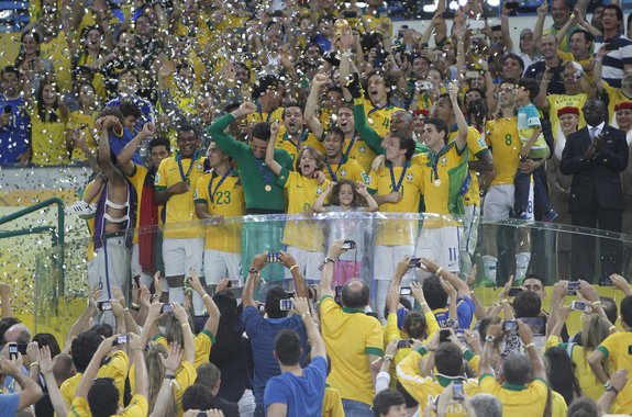 Após título, Brasil salta para 9º no ranking da Fifa