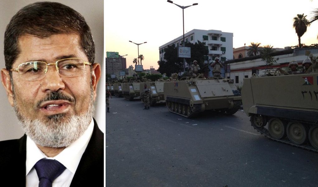 Militares 'suspendem' Constituição do Egito