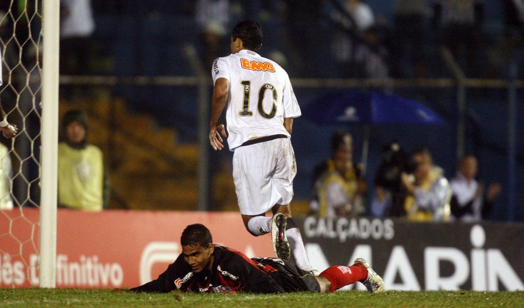 Com gol no final, Santos derrota o Ituano de virada
