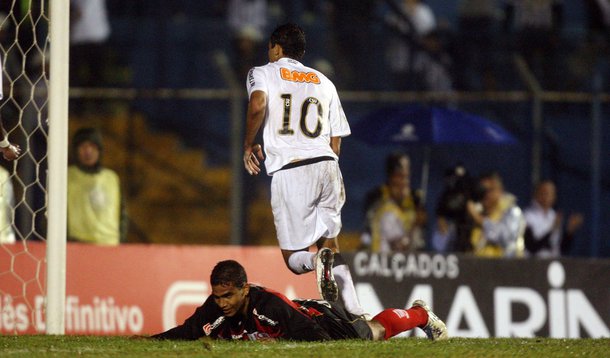 Com gol no final, Santos derrota o Ituano de virada