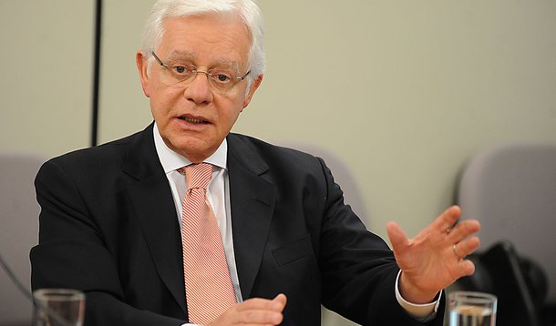 "Brasil precisa de mão de obra estrangeira"