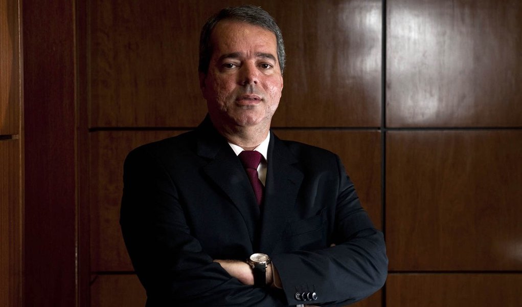 Na BrasilPrev, sai Ricardo Flores, entra Miguel Cícero Terra Lima