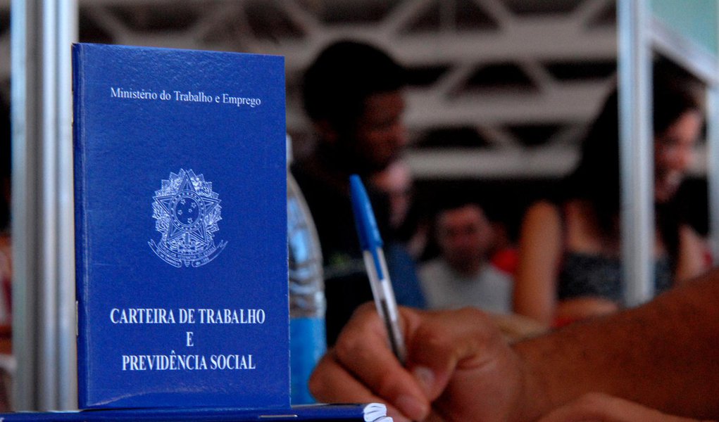 Governo libera R$ 174,4 mi para o seguro-desemprego