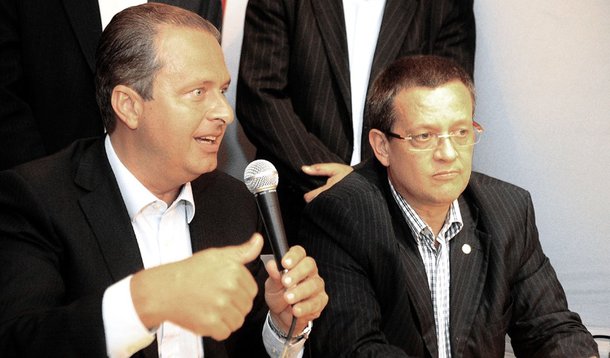 PSB quer fim da reeleição e plebiscito em 2014