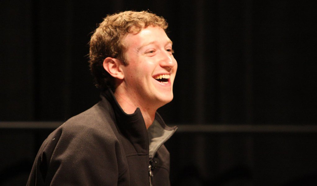 Facebook está liberado para comprar o Instagram