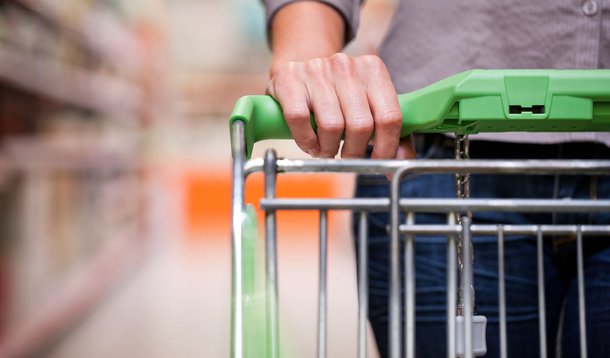 Confiança do consumidor paulistano cai 2,7%