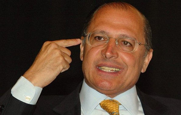 Alckmin corta R$ 355 milhões, mas vende 600 terrenos a R$ 900 milhões