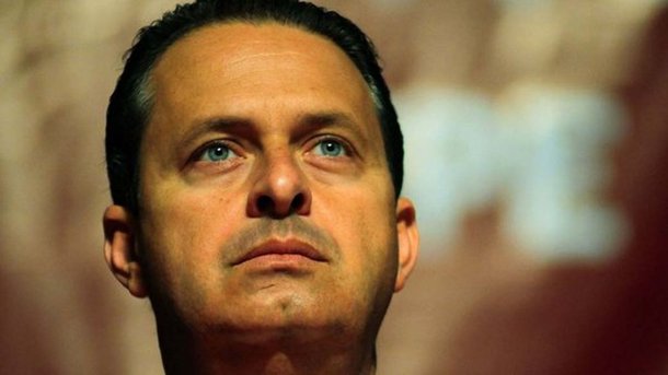 Pesquisa torna improvável recuo de Eduardo Campos