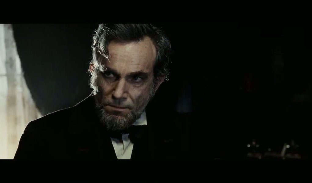 Líder de indicações a Oscar, "Lincoln" chega ao Brasil