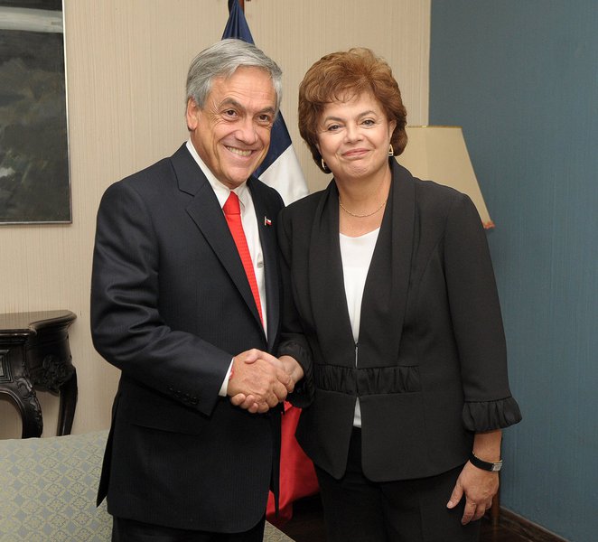 Dilma assina acordos bilaterais no Chile