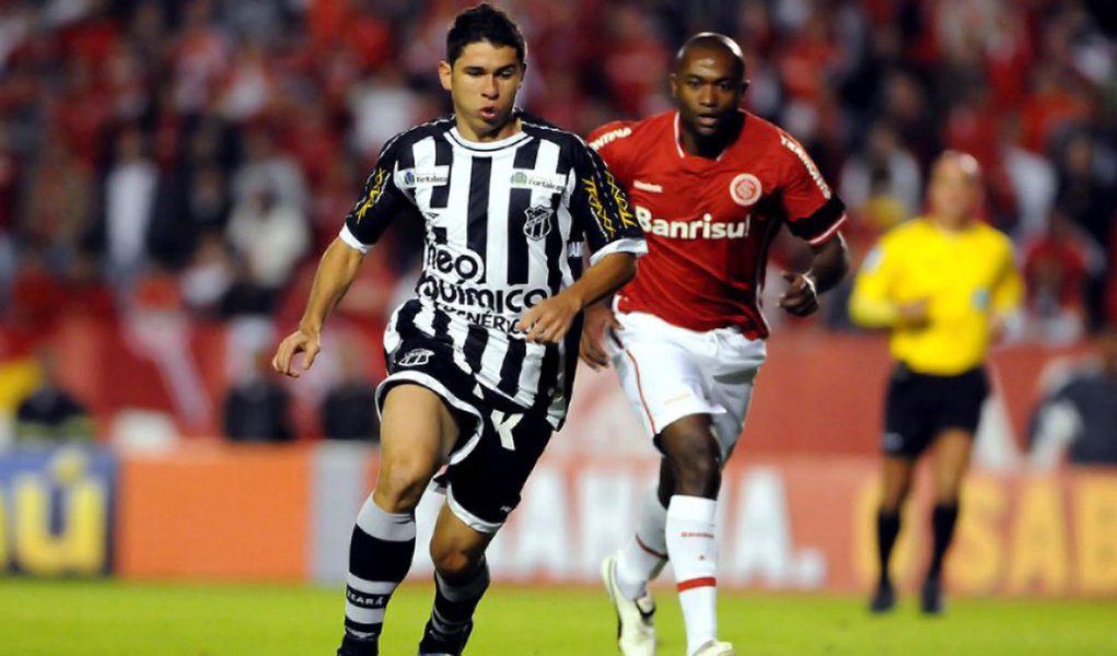 São Paulo contrata Osvaldo, do Ceará