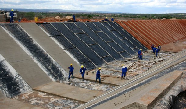 Governo amplia oferta de água no Nordeste