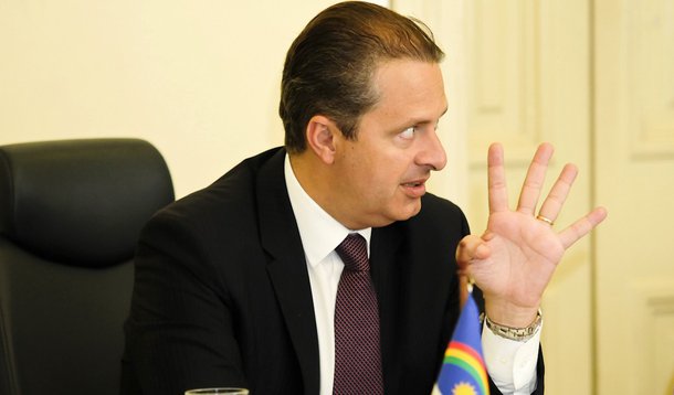 Eduardo comemora resultados de visita à China