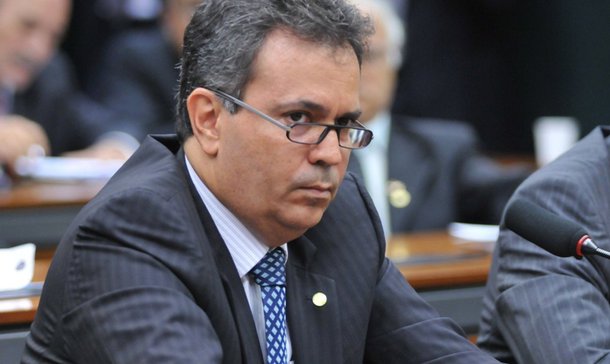 CCJ da Câmara aprova limite para verba indenizatória