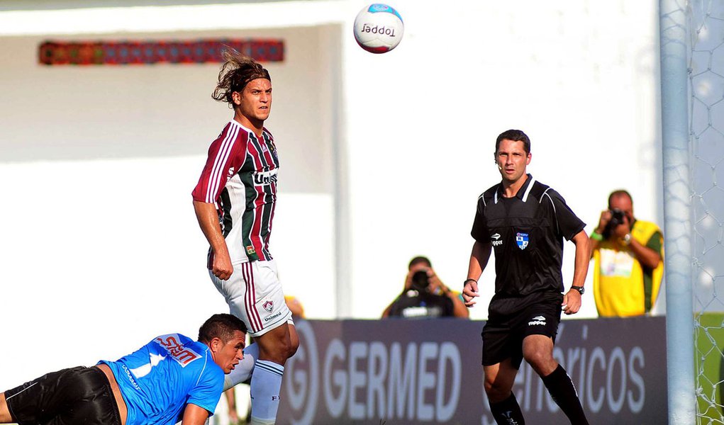 Reservas do Flu aplicam 3x0 na estreia do Carioca