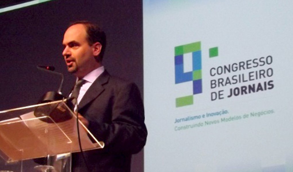 Tomara que cobrem pelo conteúdo