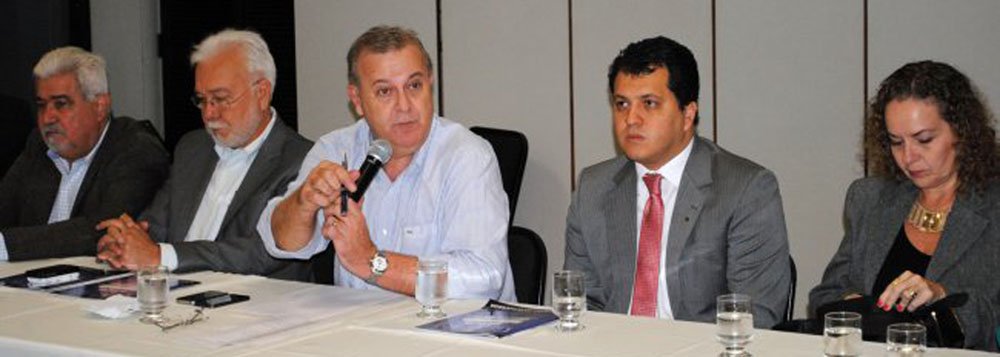Prefeitura quer ampliar vagas de estacionamento