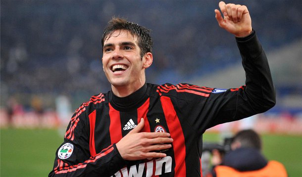 Berlusconi está "otimista" com retorno de Kaká ao Milan