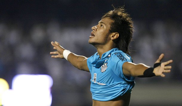 Neymar faz 2 e Santos fica perto de tricampeonato