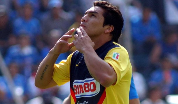 Cabañas volta a jogar 2 anos após levar tiro na cabeça