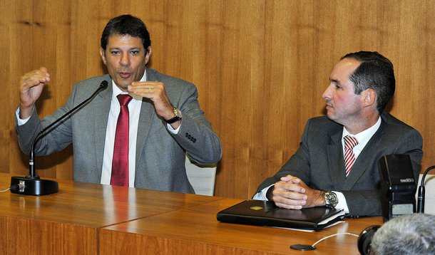 Por transparência, Haddad cria órgão anticorrupção