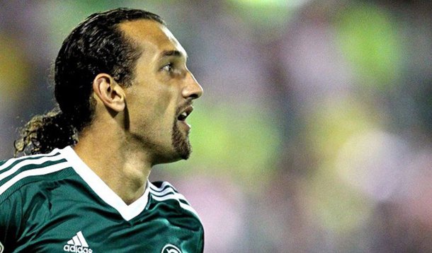 Barcos se aproxima da meta de gols para o ano